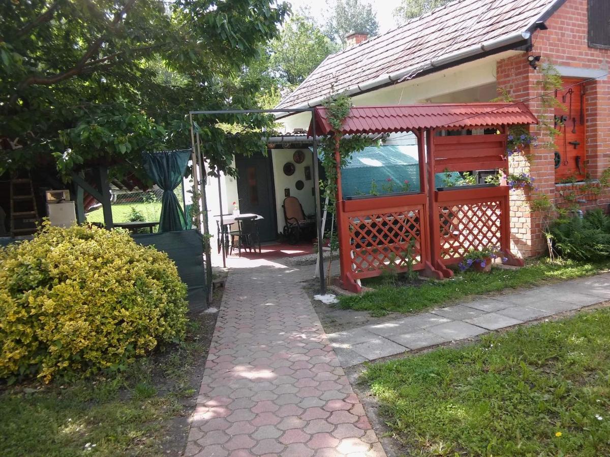Apartman Kuckoval Apartment Balatonföldvár Екстериор снимка