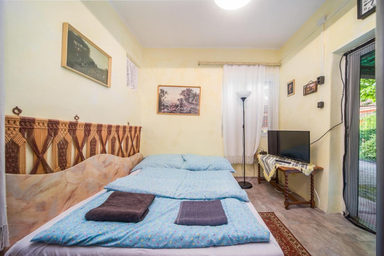 Apartman Kuckoval Apartment Balatonföldvár Екстериор снимка